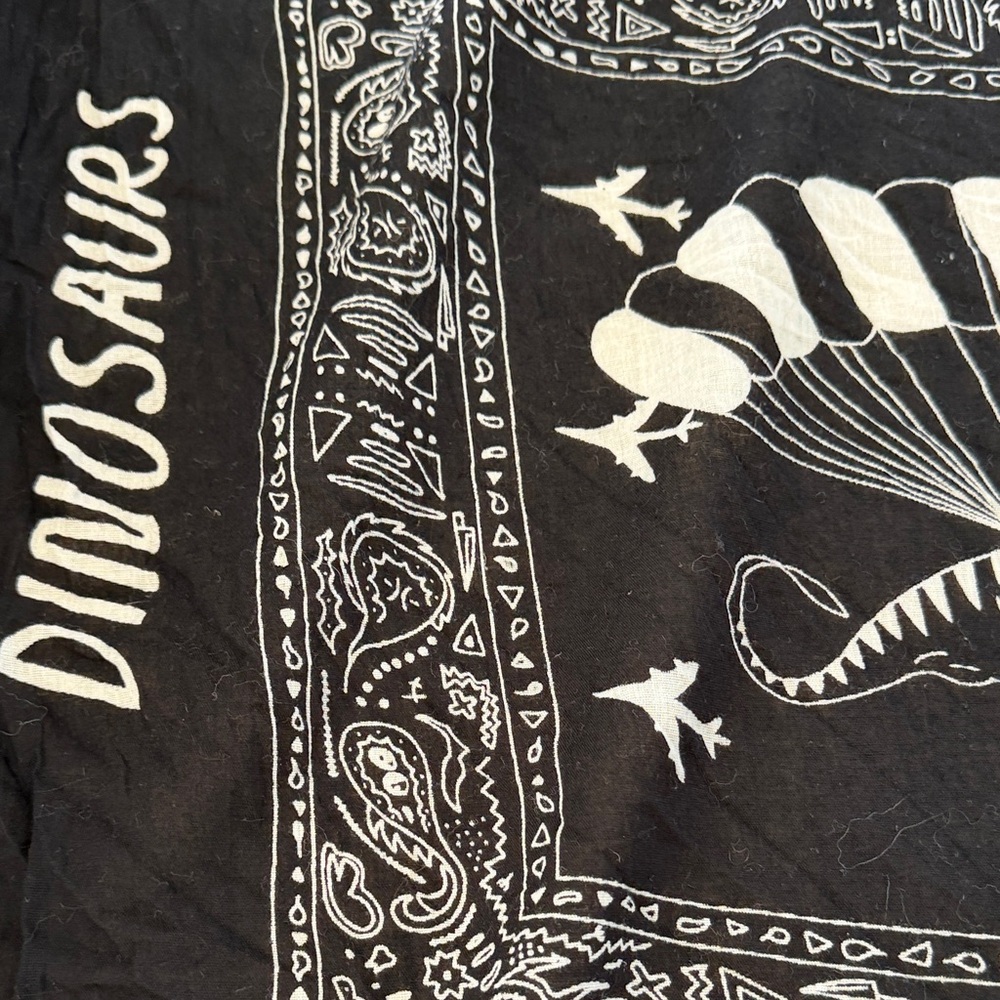 Marc Jacobs Dinosaur & Bandana print Scarf/Beach Blanket 100 % Cotton - Picture 3 of 7